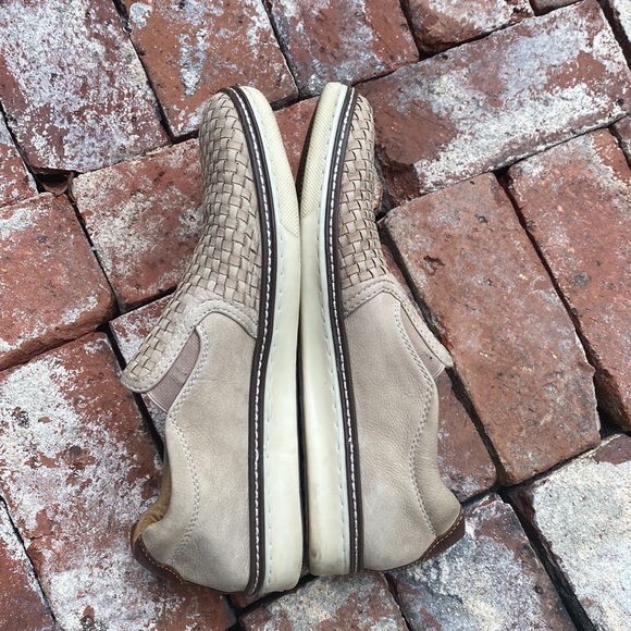 - j&M - Picture 4 of 13